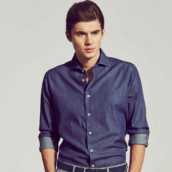 Uomo