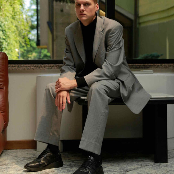 Uomo